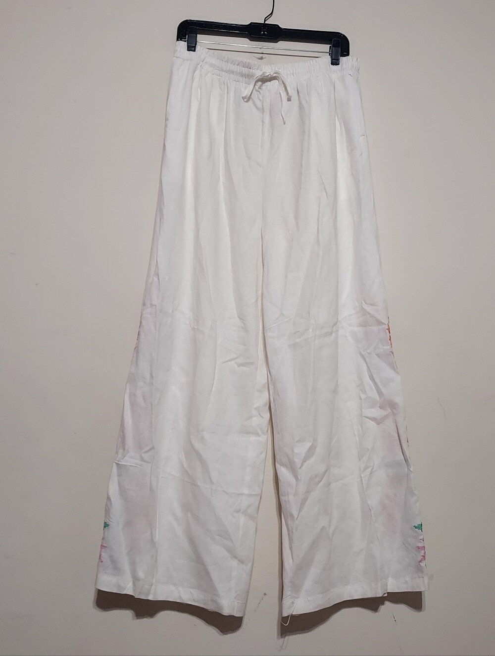 Artelier by Nicole Miller Cream Drawstring Wide Leg Pants With Floral Embroidery